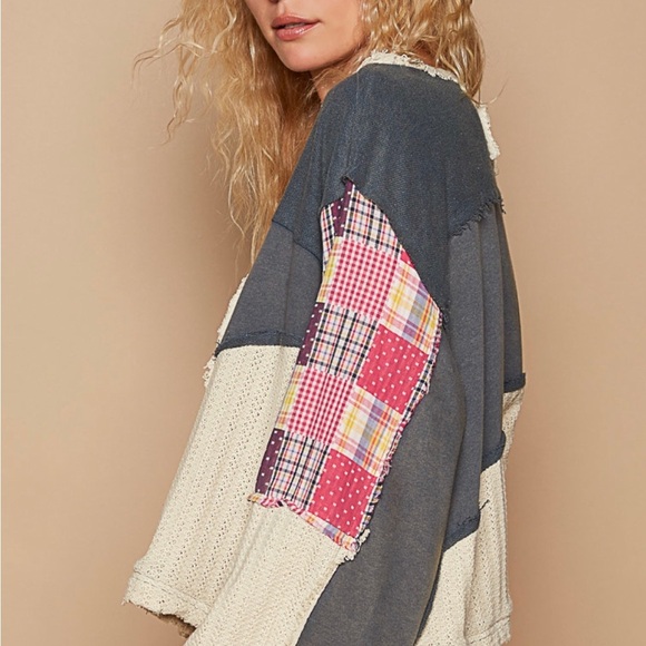 NEW POL Pice Sign Round Neck Long Sleeves Oversized Fit French Terry Top - Picture 3 of 5